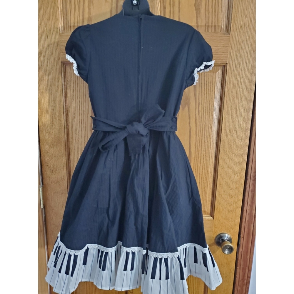 💖SOLD💖 Hot Topic Piano Key Ruffle Dress - Picture 4 of 6